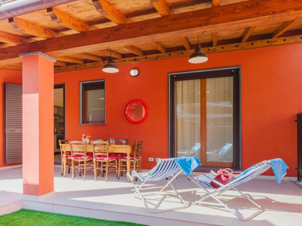 Appartamento 2 camere, con giardino