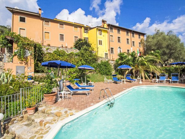 Casa 5 camere, con piscina