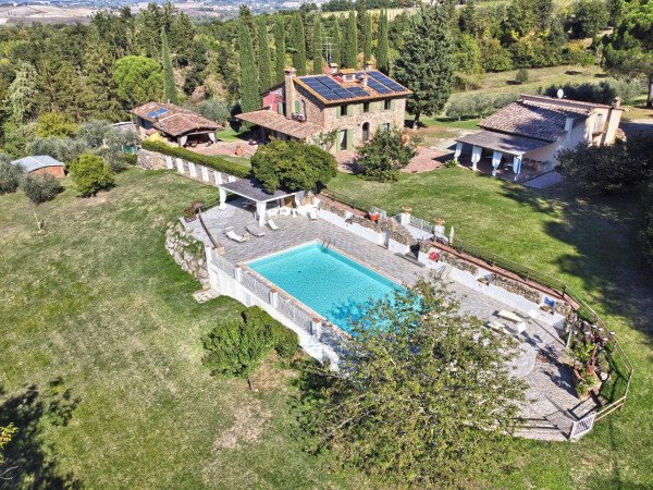 Villa 6 camere, con piscina