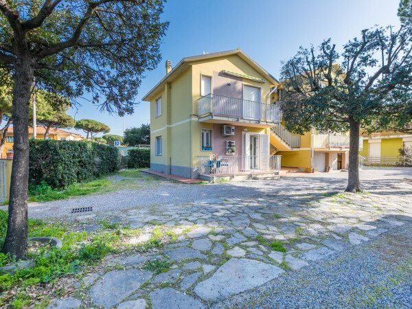 Appartamento 2 camere, con giardino