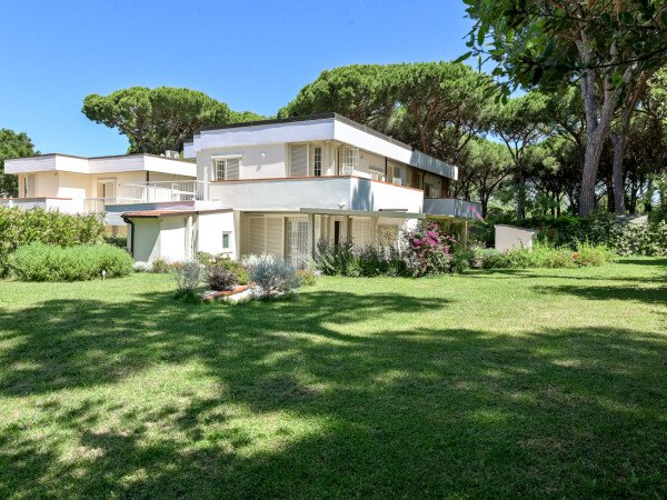Villa 5 camere, con giardino