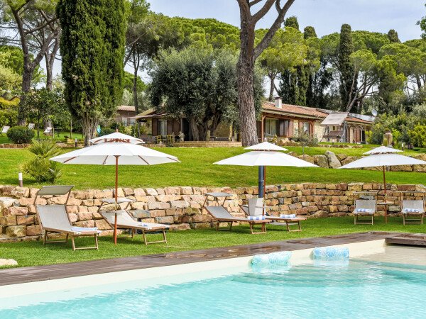 Villa 5 camere, con idromassaggio