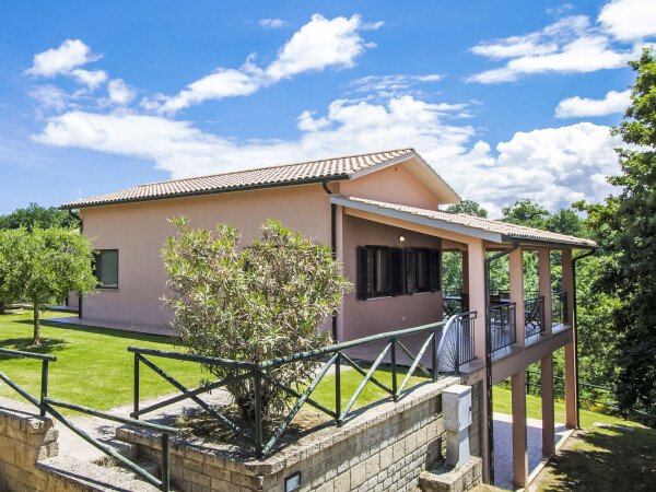 Casa 4 camere, con idromassaggio