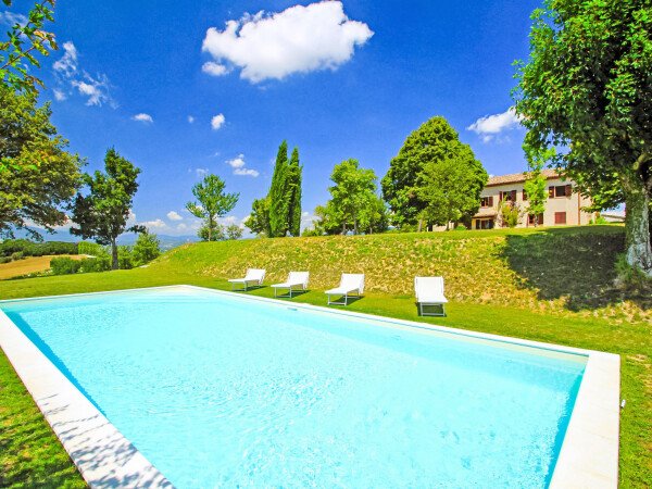 Casa 5 camere, con piscina