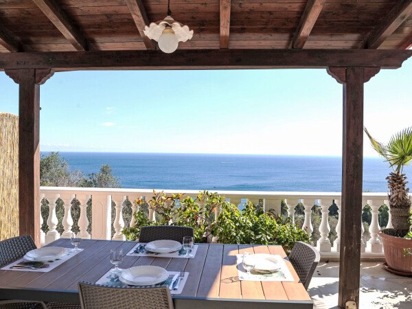 Résidence confortable, 2 chambres, avec vue sur mer