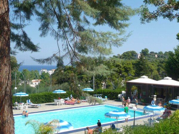 Casa 2 camere, con piscina