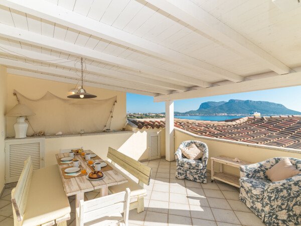 Casa 2 camere, con vista mare