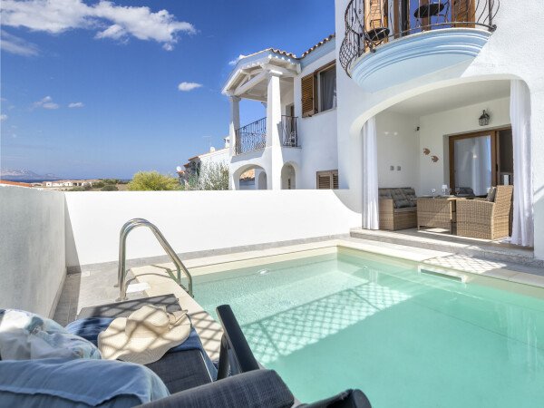 Casa 2 camere, con vista mare