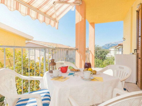 Appartement moderne, 2 chambres, avec jardin