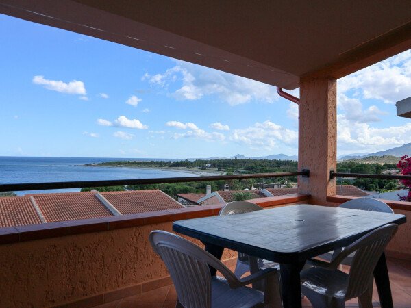 Casa 2 camere, con vista mare