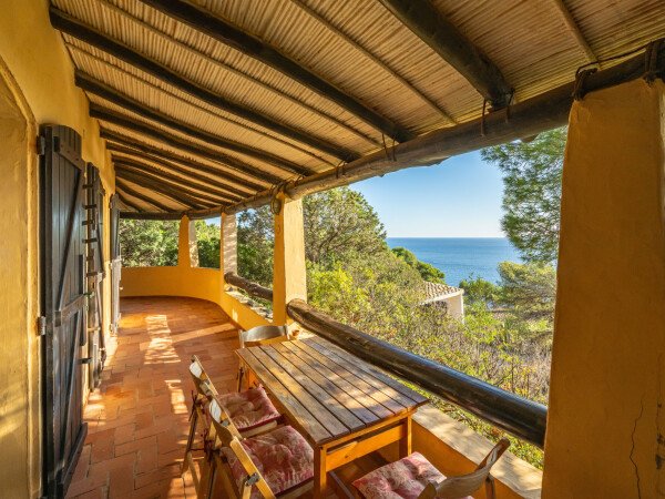 Residence 2 camere, con vista mare