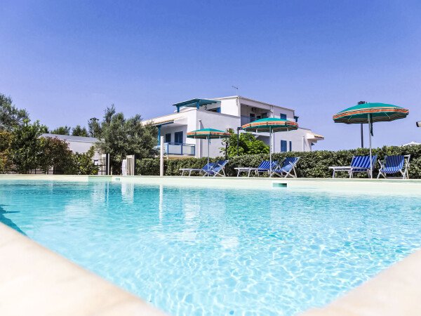 Résidence moderne, 2 chambres, avec piscine