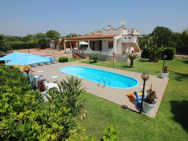 Villa 2 camere, con piscina