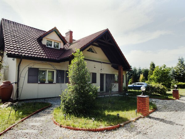 House 6 bedrooms, with garden