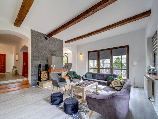 House 5 bedrooms, with jacuzzi