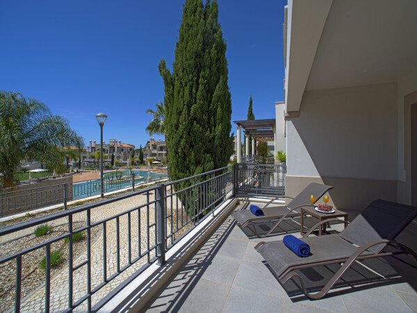 Apartment 2 bedrooms, with pool