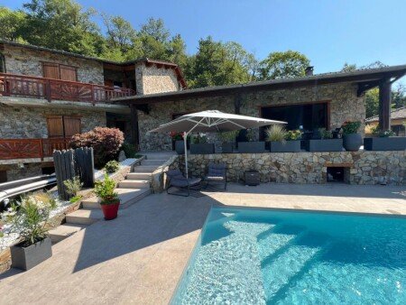 Maison 5 chambres, avec piscine