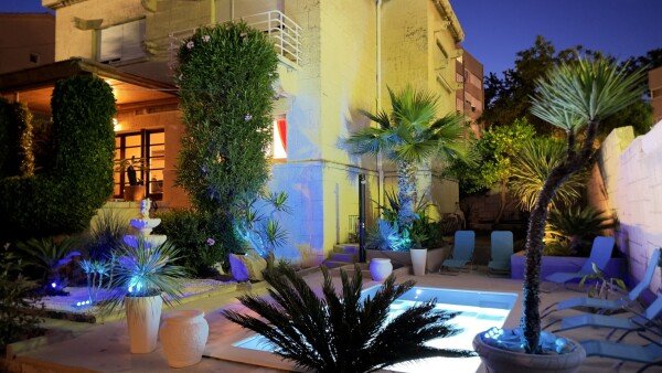 House 5 bedrooms, with sea view