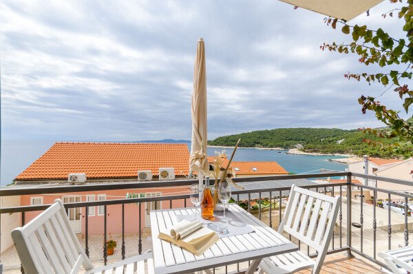 Apartment 3 guests, with sea view