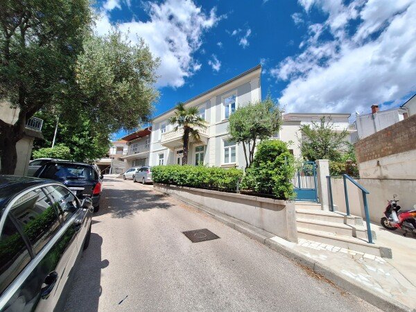 Wohnung 1 Schlafzimmer, mit Klimaanlage