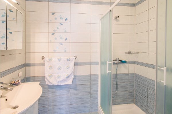 Appartamento 2 camere, con vista mare