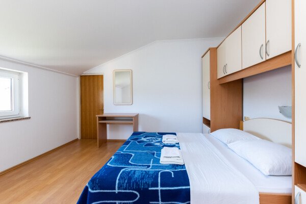 Wohnung 2 Schlafzimmer, mit Klimaanlage