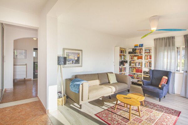 Villa 6 bedrooms, with pool