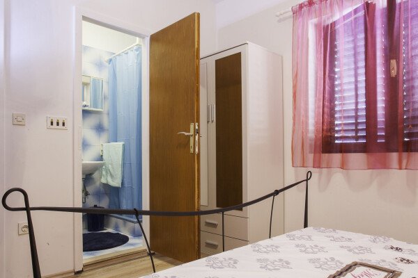 Apartment 4 bedrooms, with sea view