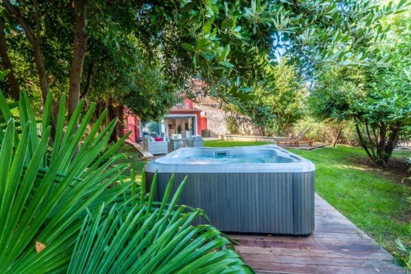 Ferienhaus 3 Schlafzimmer, mit Whirlpool