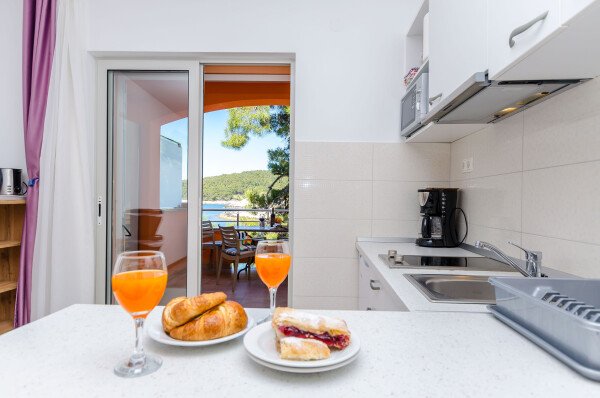 Appartamento 1 camera, con vista mare