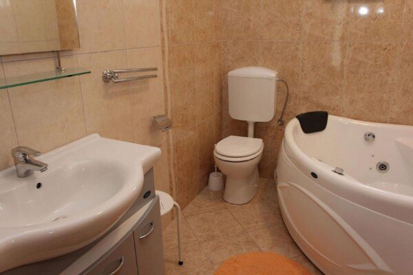 Huis 7 slaapkamers, met jacuzzi