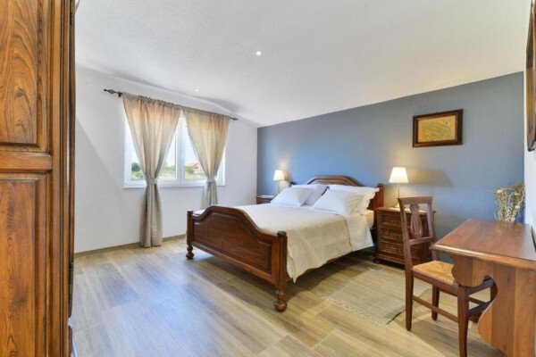 Ferienhaus 4 Schlafzimmer, mit Pool