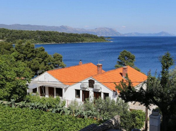 Apartment 2 bedrooms, with sea view