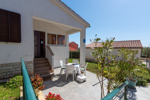 Ferienhaus 1 Schlafzimmer, mit Pool