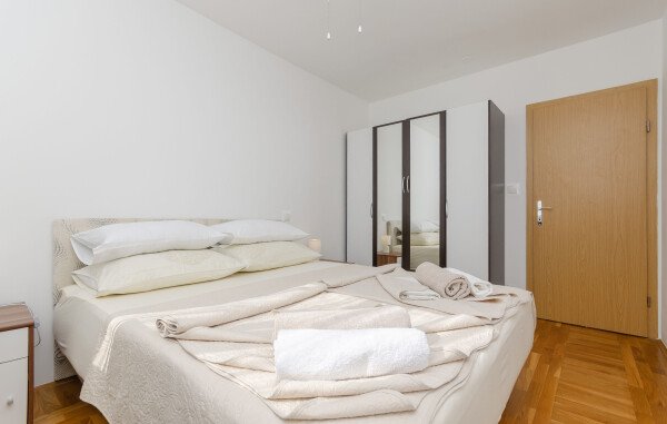 Wohnung 3 Schlafzimmer, mit Klimaanlage