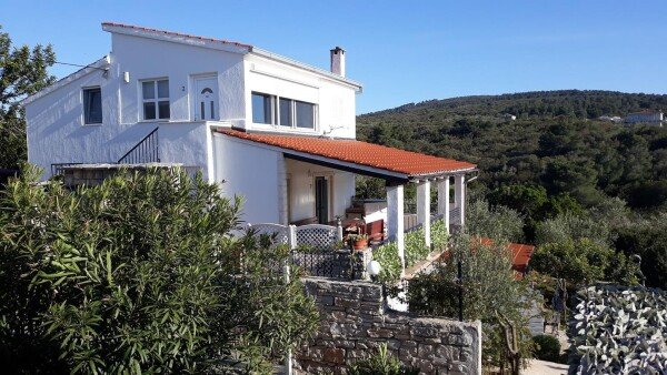 Appartamento 2 camere, con giardino