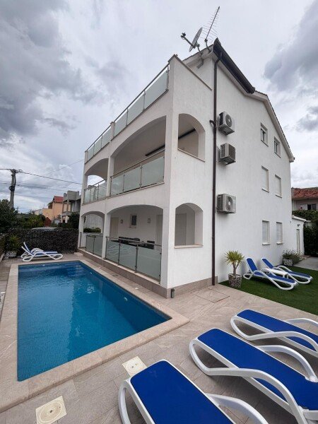 Wohnung 2 Schlafzimmer, mit Pool