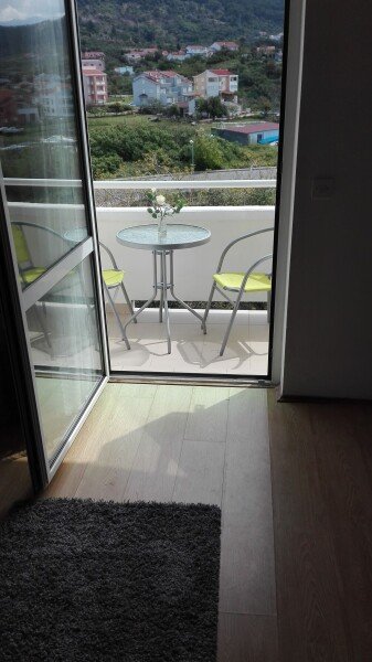 Wohnung 2 Schlafzimmer, mit Garten