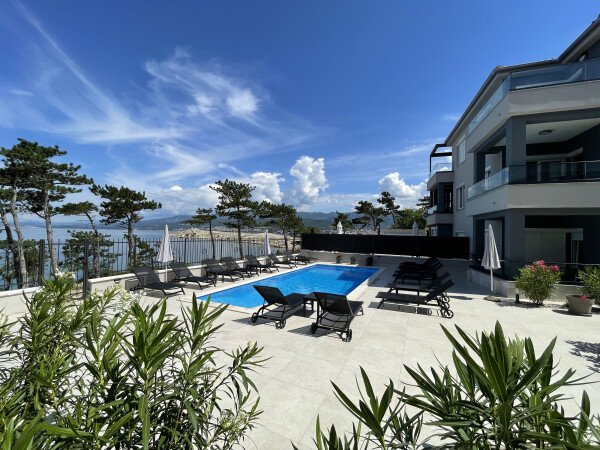 Appartamento 2 camere, con vista mare