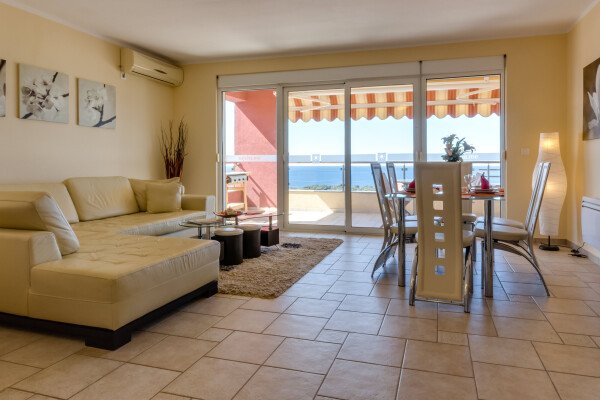 Appartamento 2 camere, con vista mare