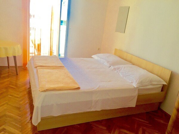 Wohnung 1 Schlafzimmer, mit Klimaanlage