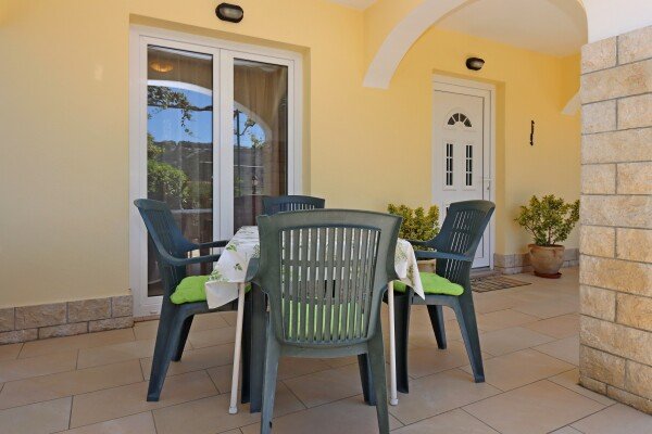 Wohnung 1 Schlafzimmer, mit Klimaanlage