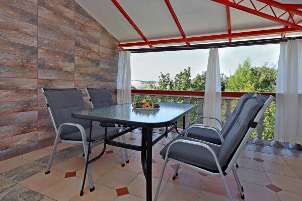Wohnung 2 Schlafzimmer, mit Meerblick