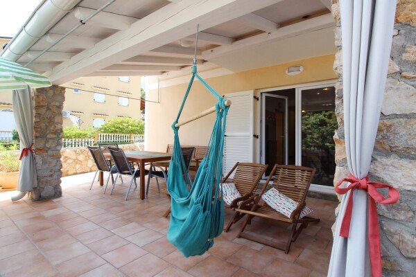 Wohnung 2 Schlafzimmer, mit Klimaanlage