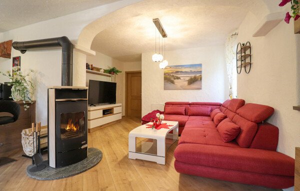 Wohnung 1 Schlafzimmer, mit Kamin