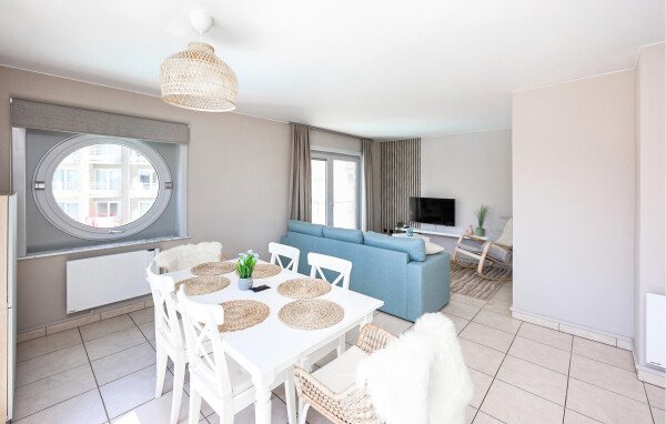 Appartement moderne, 2 chambres, avec vue sur mer