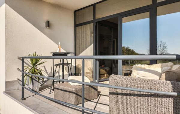 Appartement moderne, 1 chambre, avec vue sur mer