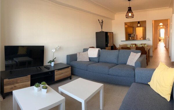 Apartment 2 bedrooms, with sea view