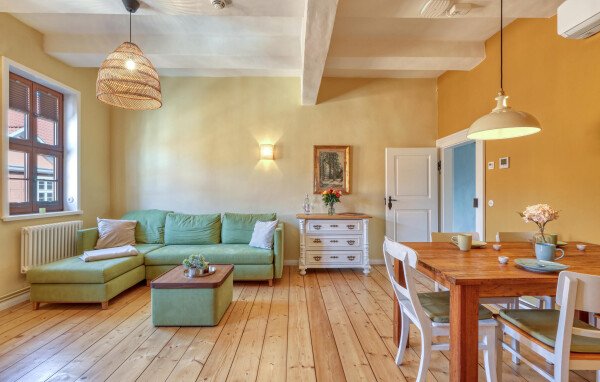 Wohnung 2 Schlafzimmer, mit Fitnessstudio