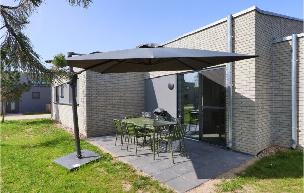 House 2 bedrooms, with sea view